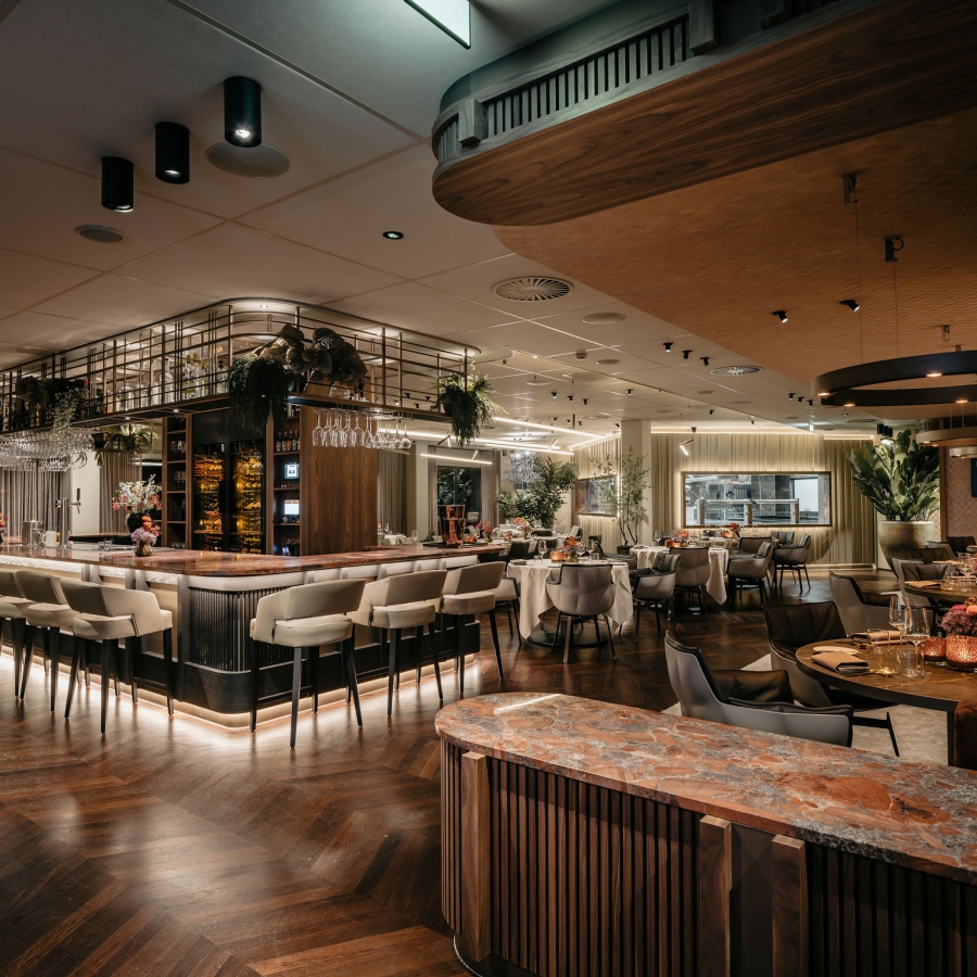 Legends Lounge