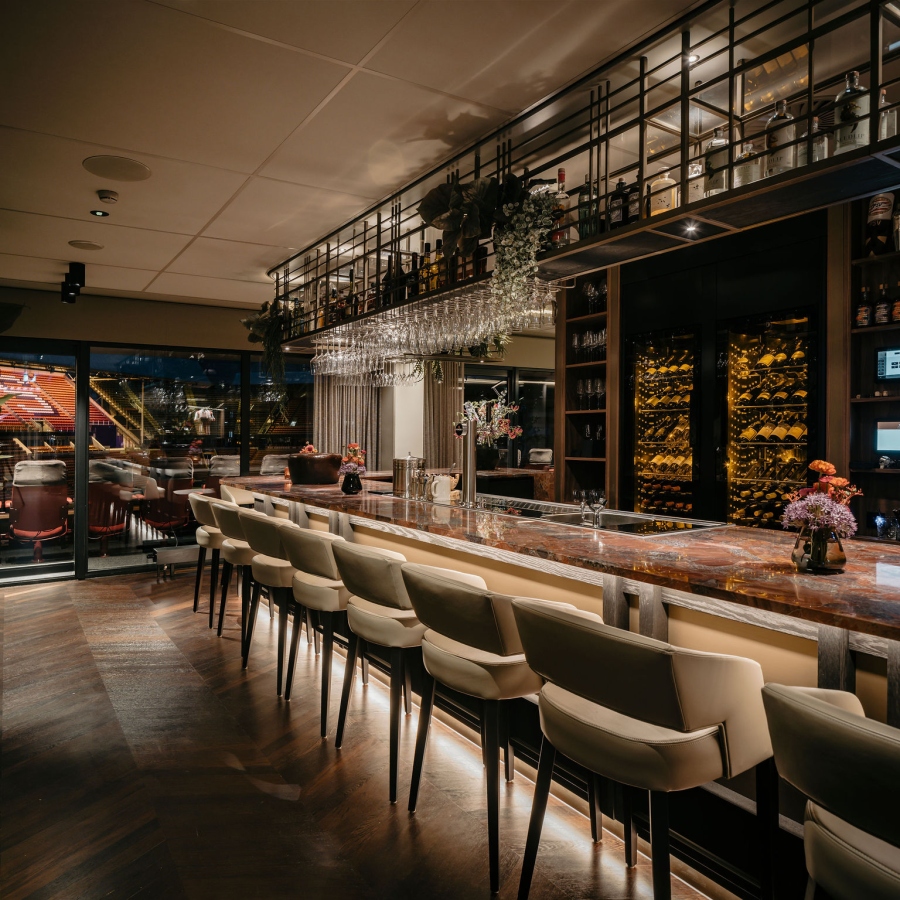 Legends Lounge